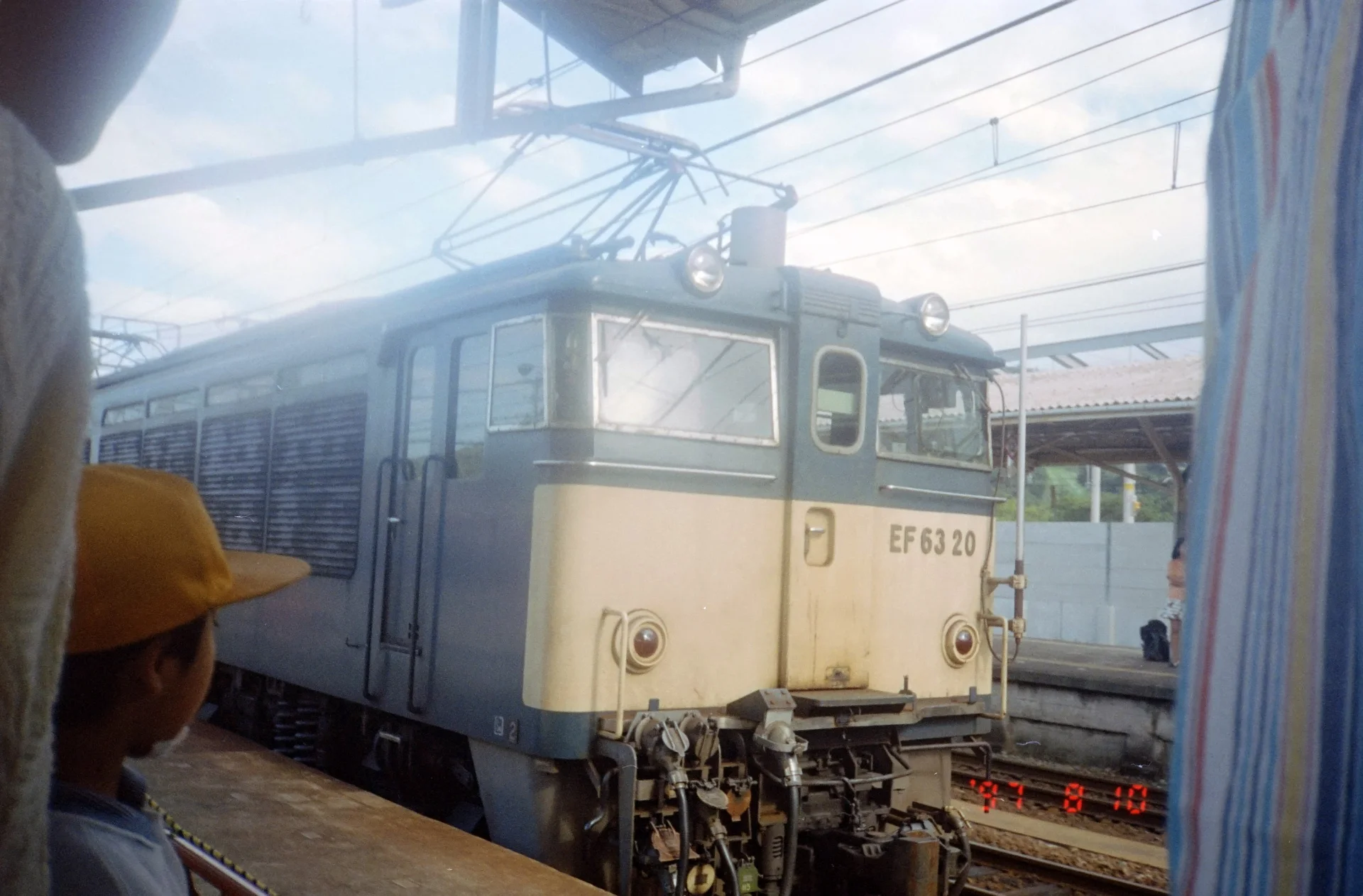 軽井沢駅 EF63 20