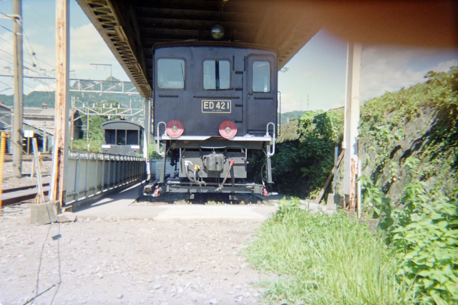 EF42 1