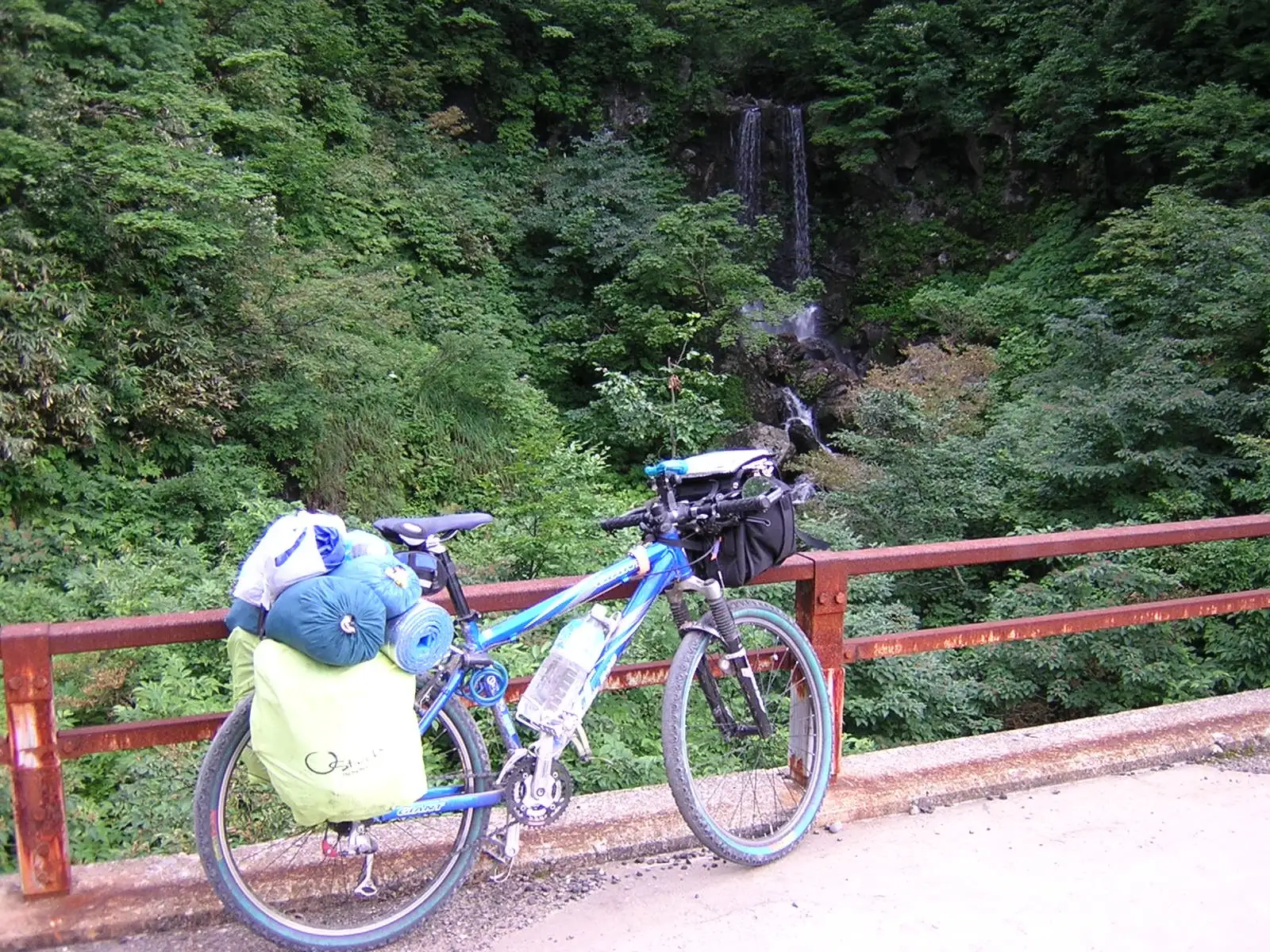 自分の自転車（GIANT XtC840）