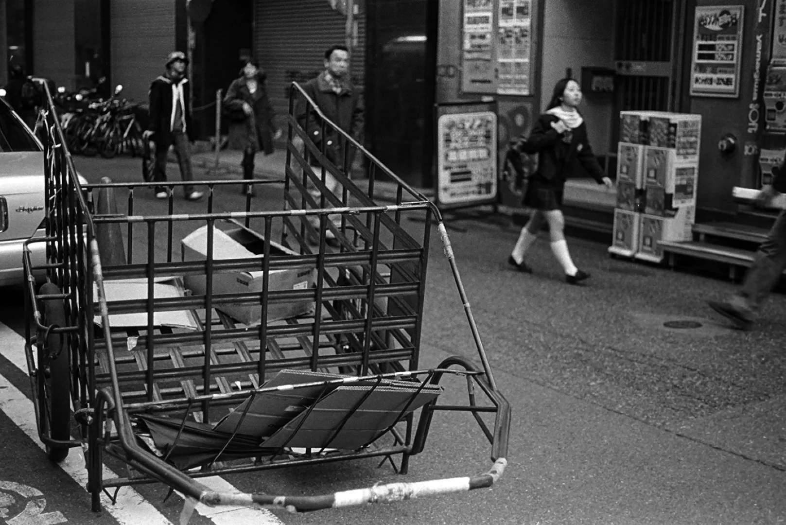 段ボール集めのリヤカー