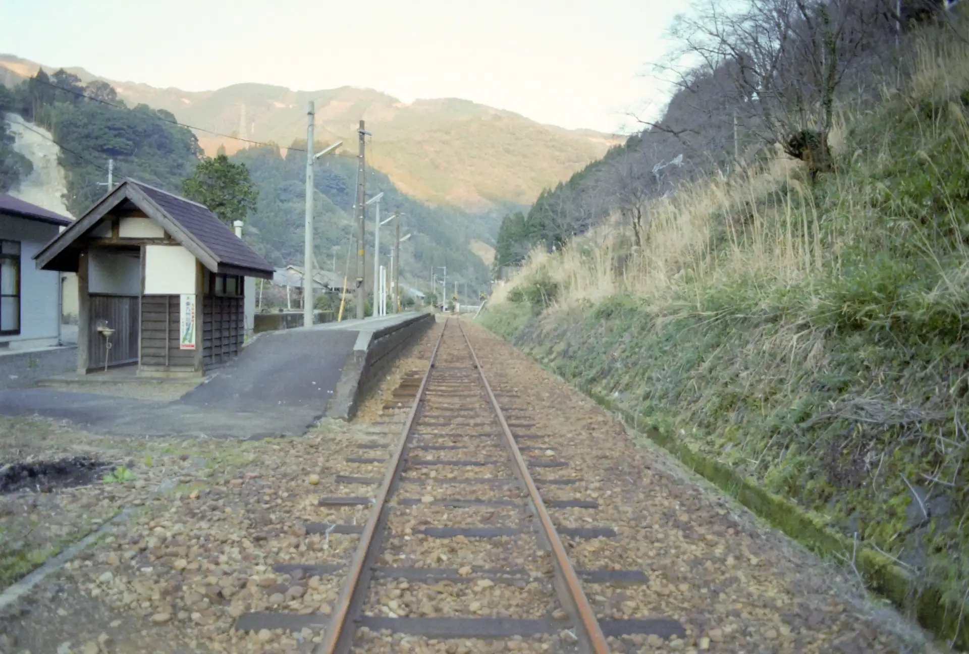 高千穂鉄道早日渡駅（2005年3月）