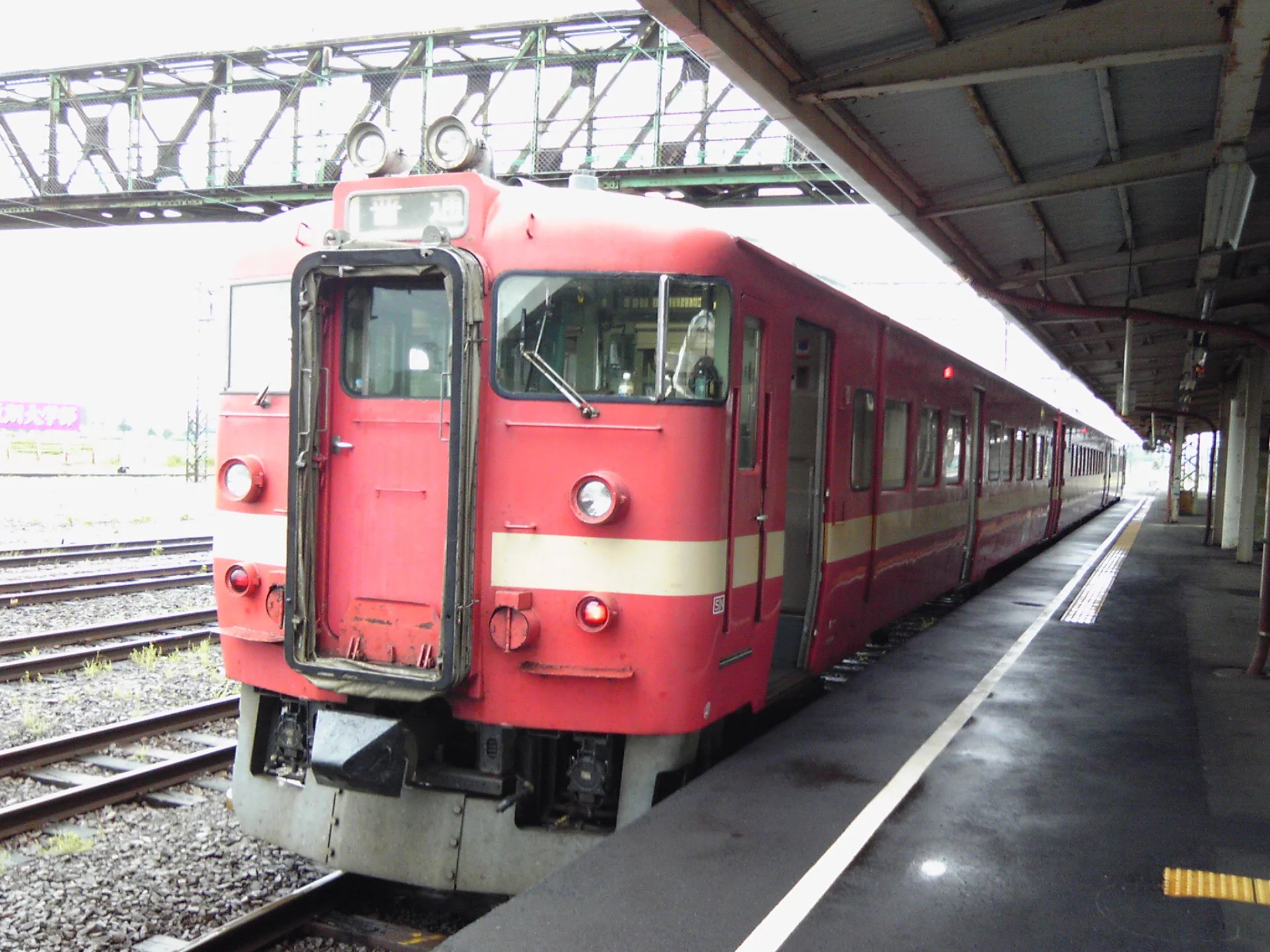 函館本線の711系