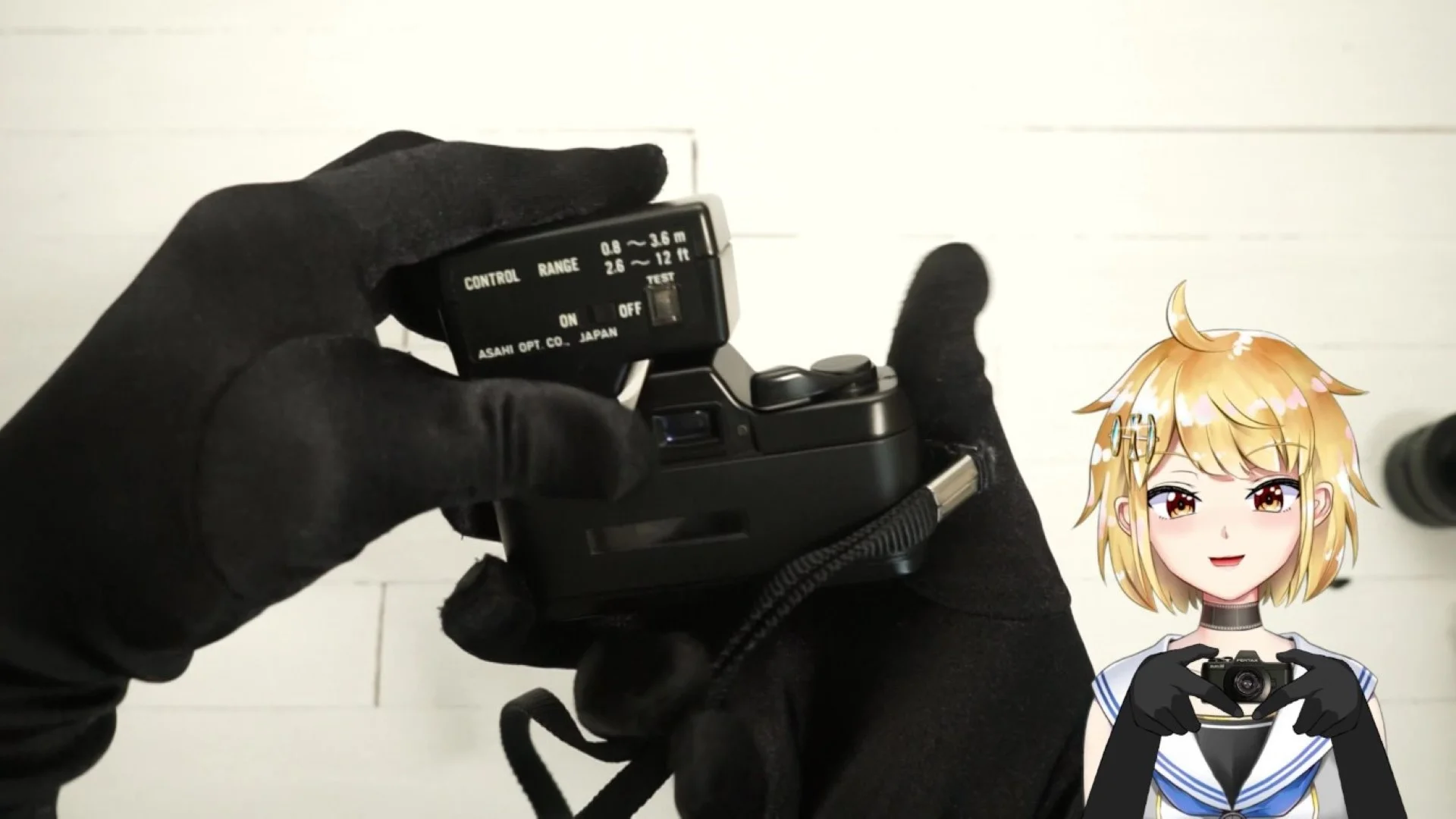 ボディ上面の端子に直接ねじ込んで固定