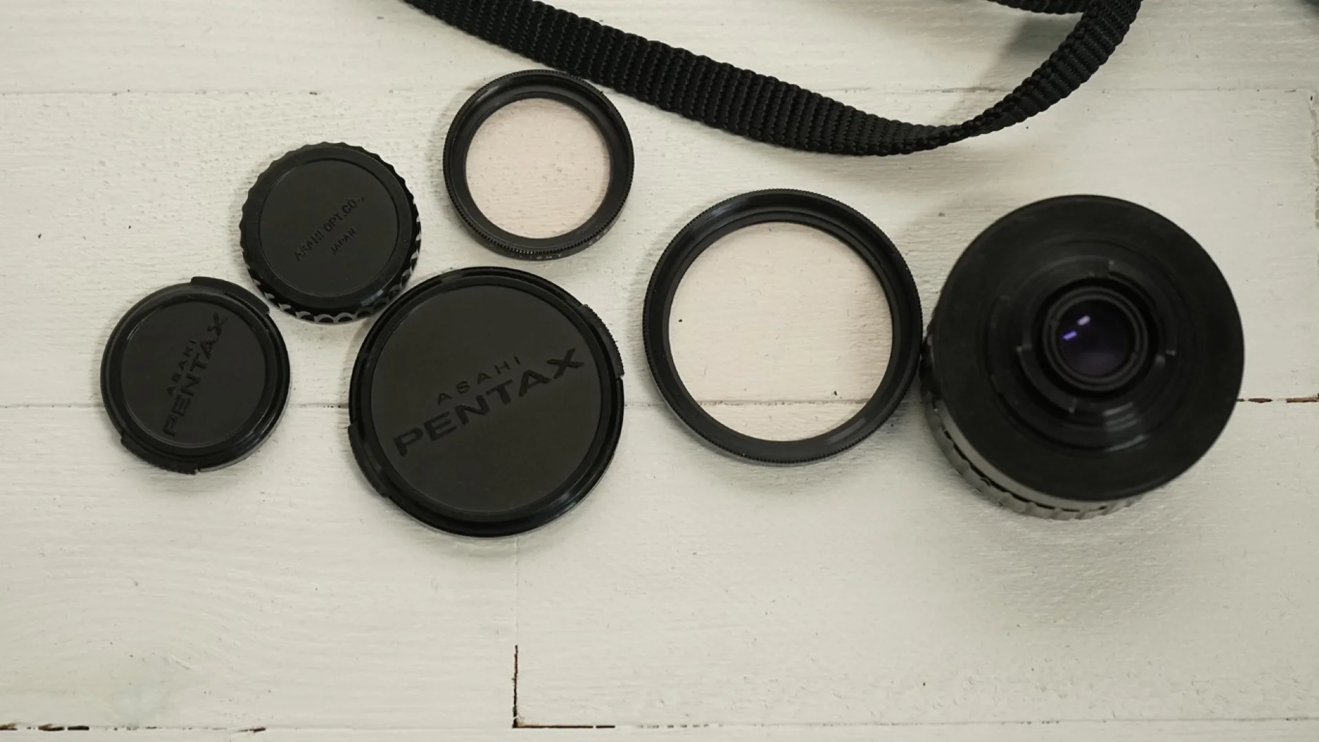 専用のフロントキャップ、リアキャップ、フィルター