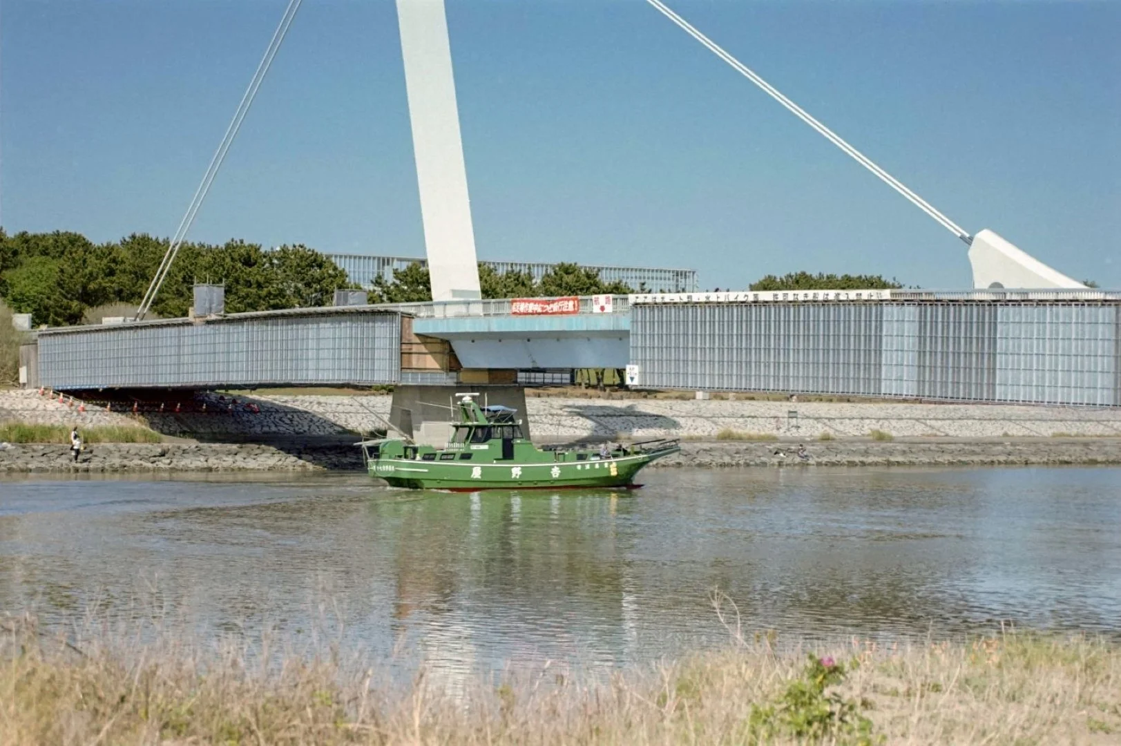 フィルムカメラ Nikon Uで同じレンズで撮影