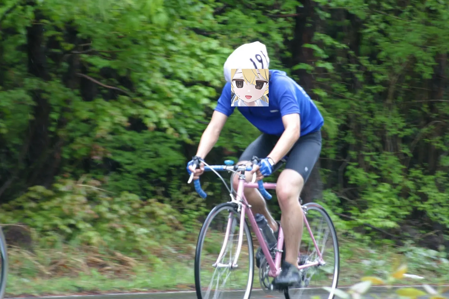 ピンクのロード 2004年5月群馬サイクルスポーツセンターにて