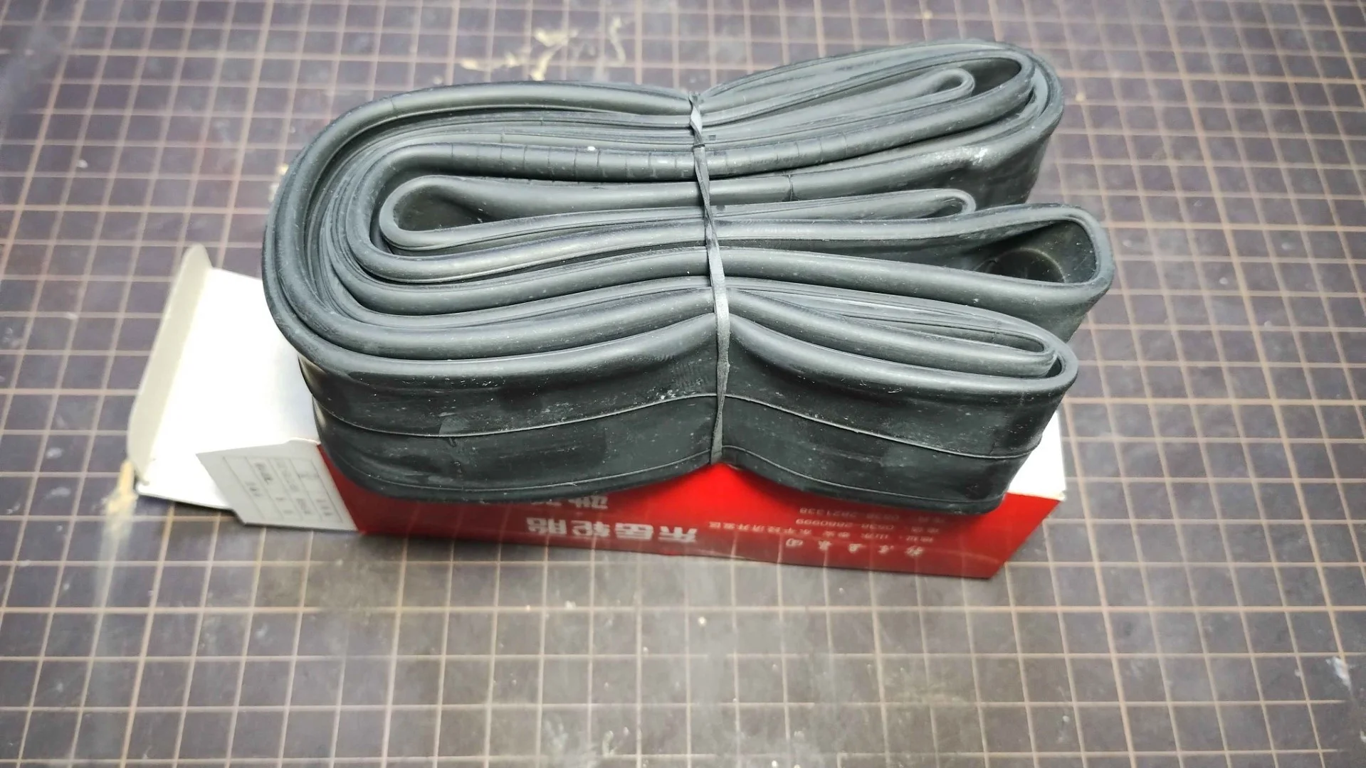 東岳（东岳 Dong1 yue4）というブランドのスペアチューブ