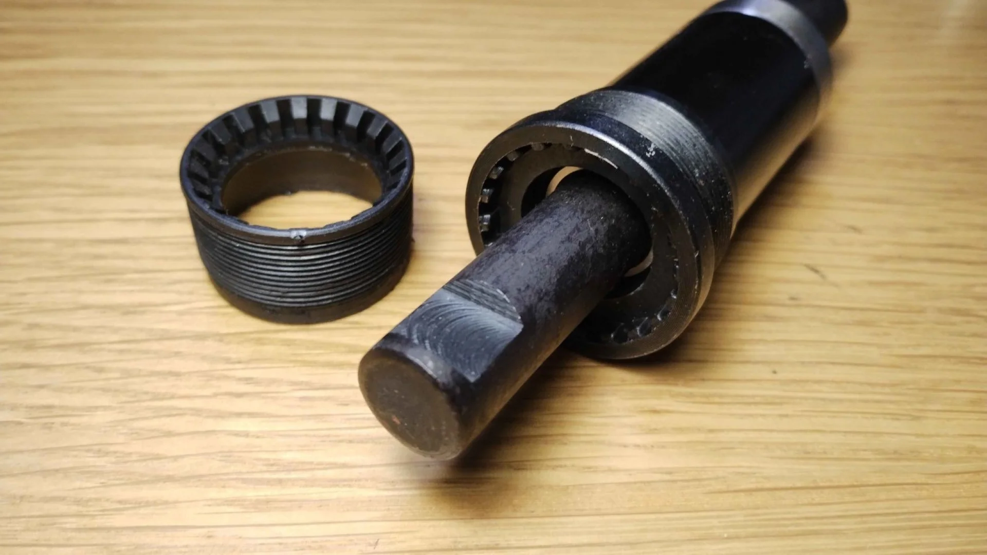 ZHONGYA Cottered Cartridge Bottom Bracket